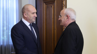 Радев очаква по-стабилна Европа с възстановяване на мира в Близкия изток