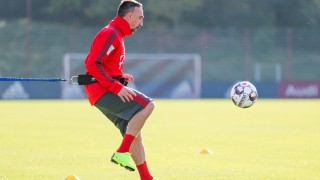 Ветеранът Франк Рибери поднови тренировки с основната група на Байерн