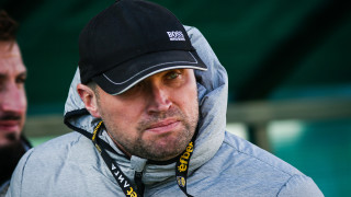 Ръководството на Пирин обяви че е пред раздяла с Уорън