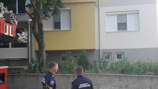 Пожарникари полицаи и медици помогнаха на жена в Хасково открита