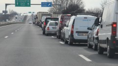 Меле на АМ "Тракия" край Пловдив - шест катастрофи само за час