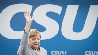 Консерваторите на Меркел водят три месеца преди вота в Германия