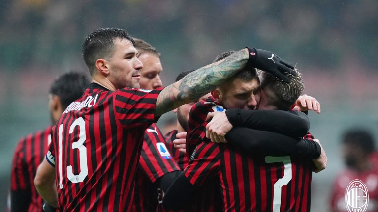 Шефовете на Милан са привикали обратно всички чуждестранни играчи
