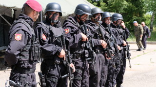 Търсят се сапьори и санитари за спецсилите на армията