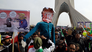 Хиляди иранци са участвали в протестни демонстрации в цялата страна