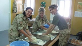 Тричленен военномедицински екип замина с 35 ия контингент на Въоръжените сили