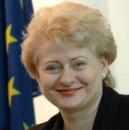 Еврокомисар печели президентските избори в Литва