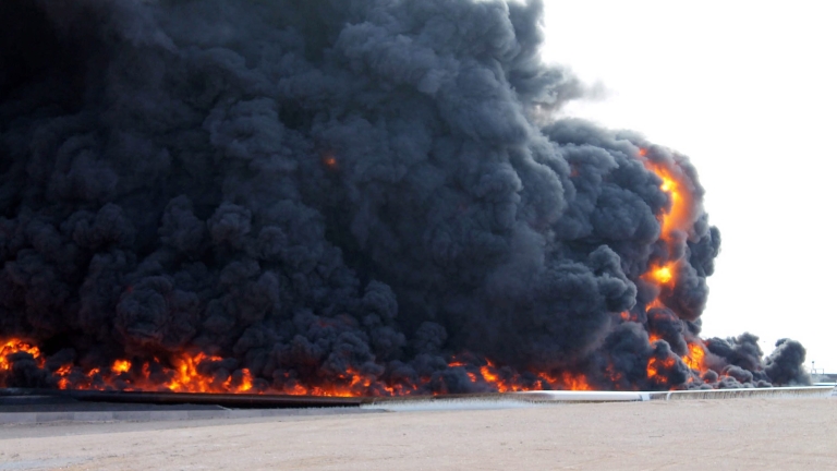Шестима загинали при атентат с кола-бомба в Либия 