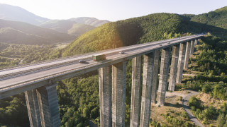 Голямо увеличение на тол таксите за тежкотоварните автомобили влиза в