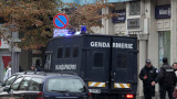 Много полиция в центъра на София чака протеста срещу мигрантите 