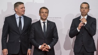 Френският президент Емануел Макрон отхвърли европейските правила позволяващи на фирми