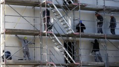 Строителен работник падна от 4 метра в Попово