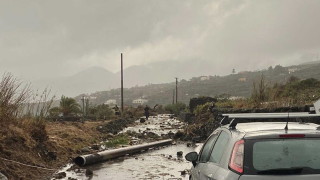 Торнадо премина през град Катания на италианския остров Сицилия и
