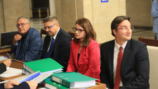 С над 9000 подписа регистрираха кандидатурата на Йотова и Вълчев за изборите