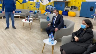 Дистанционното записване на желаещите да се ваксинират започва в началото