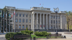 Украински дронове отново затвориха руски летища