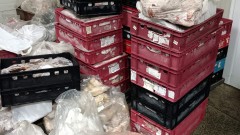 Унищожиха 7 тона месо с изтекъл срок на годност в кланица в Търговишко