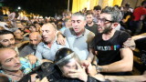 Ранените в Тбилиси достигнаха 240 души, 80 от тях са полицаи