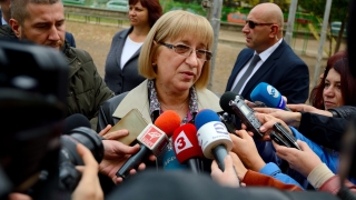 Цачева губи София, големите градове и високо образованите