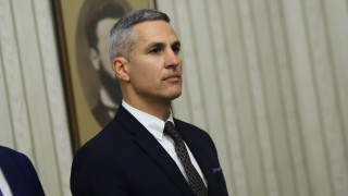 Подуправителят на БНБ ръководител на управление Емисионно Андрей Гюров подаде