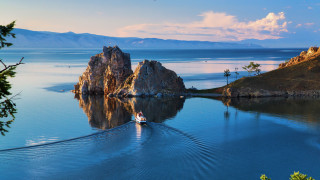 Нека си представим място което е по старо от планините около него