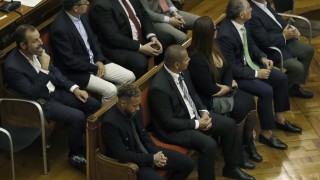 Неймар Сантос бащата на Неймар Джуниър заяви че синът му