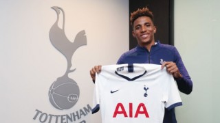 Тотнъм привлече халфа на Бенфика Жедсон Фернандеш Той отива при