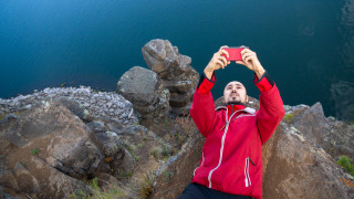 Всяка седмица един човек в света загива докато си прави