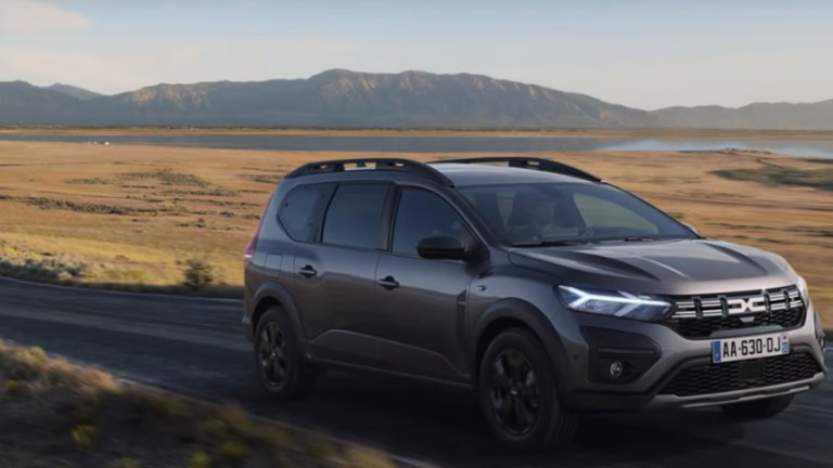26 610 евро: Това е най-скъпият модел на Dacia