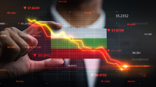 Икономиката на България се свива с 4,2% през 2020 г.