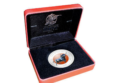 Пуснаха монети с образа на бик