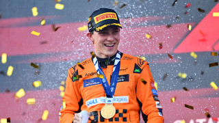 Пилотът Оскар Пиастри отказва да помогне на съотборника си Ландо