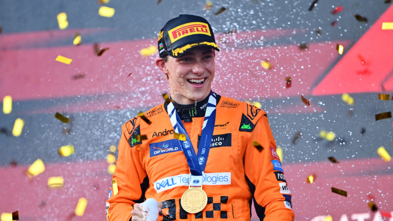 Оскар Пиастри: Бяхме изненадани от трите спирания на Макс Верстапен