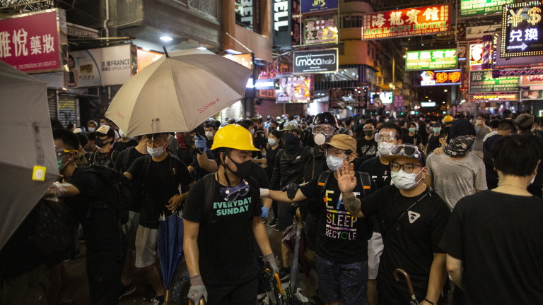 Шестима протестиращи арестувани в Хонконг