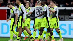 Борусия Дортмунд надви Байер в Леверкузен