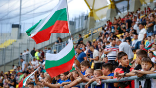 България 0 0 Иран 4′ Източник Младен Кръстаич наблюдава