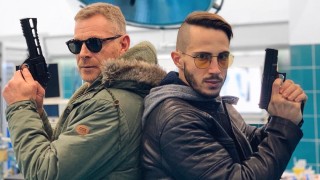С кого се шегуват Наум Шопов и Юлиан Вергов