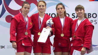 Калина Стефанова завоюва сребърен медал в категория до 56 килограма на