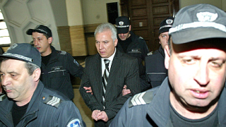 Иванов припадна в съдебната зала