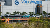  Volkswagen стопира произвеждане на модели в най-големия цех за електрически автомобили в Европа 