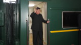  Ким Чен-ун се насочва към космодрума 