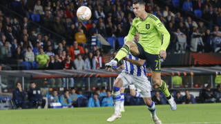 Отборът на Манчестър Юнайтед постигна победа с 1 0 при визитата