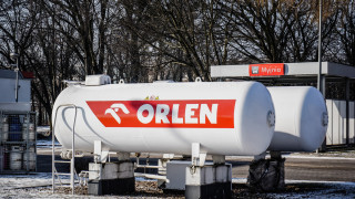 Акциите на полския енергиен гигант Orlen се изкачиха до рекордно