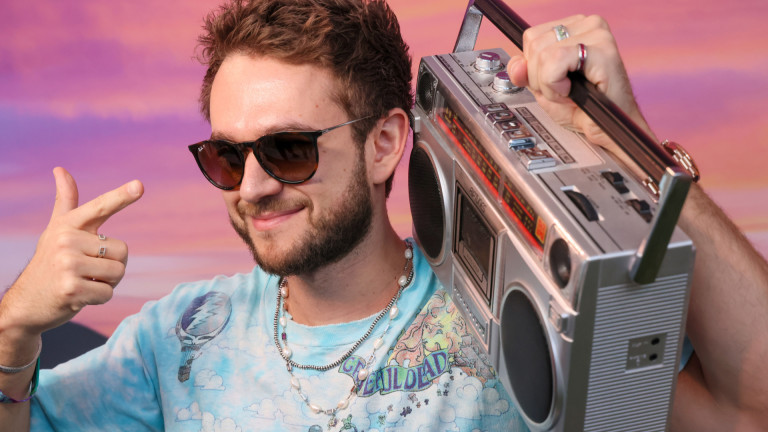 Най-актуалните модели слънчеви очила за лято 2025