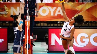 Китай победи Холандия с 3 1 23 25 25 13 25 18 25 17 в