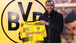 Борусия Дортмунд финализира трансфера на Мануел Аканджи и от днес