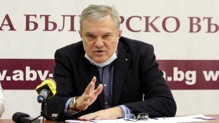 Петков ще сигнализира прокуратурата, че Борисов обикалял Хаджидимово без маска 