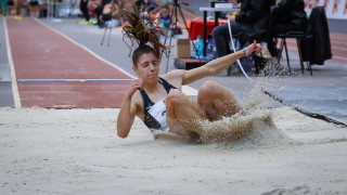 Световната шампионка на скок дължина за девойки до 20 години