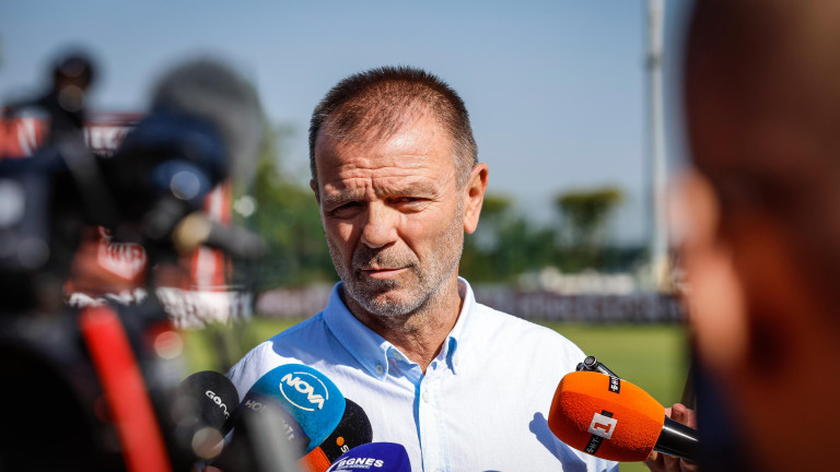 От днес Стойчо Младенов е част от клуба ФК ЦСКА