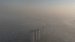 Тежък смог затисна Ханой
